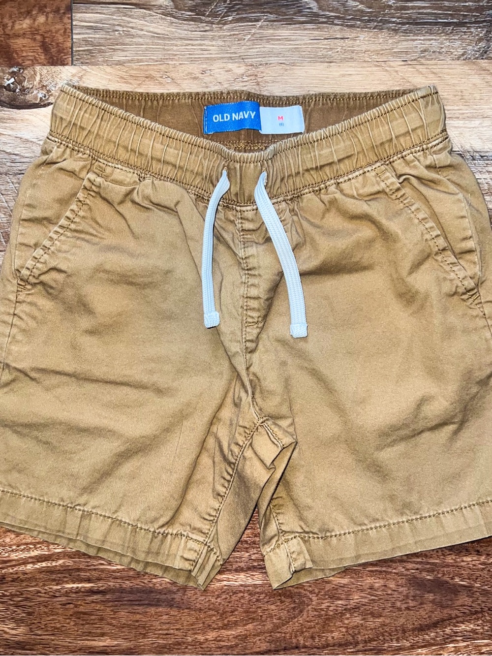 Old Navy Boys Above Knee Dock Shorts (3 Pack) - Navy/Light Blue/Tan, Size M (8) - Picture 7 of 10